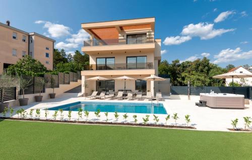 Stunning Home In Imotski With Sauna — 5-Star Luxury Hotel in Imotski, Croatia