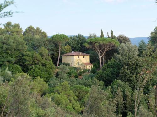 Holiday Home Pietra by Interhome — 4-Star Luxury Hotel in Lorenzana, Italy