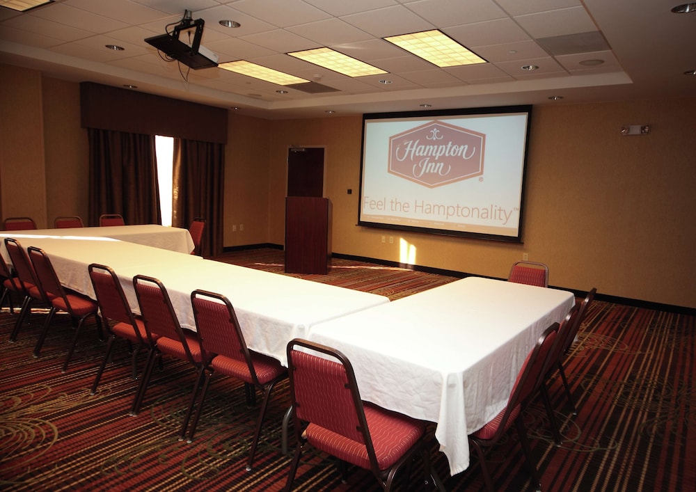 Hampton Inn Milan - photo 14