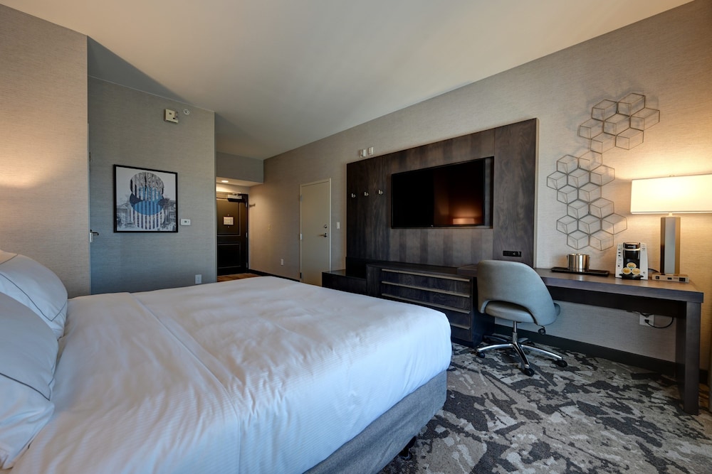 DoubleTree by Hilton Denver International Airport - photo 6
