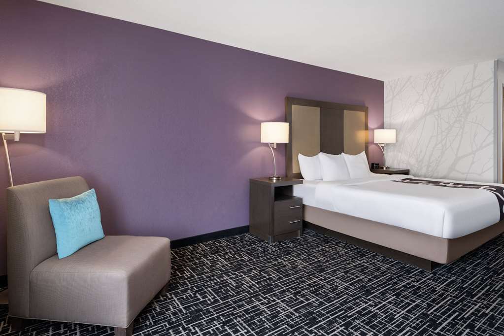 La Quinta Inn & Suites by Wyndham Pocatello - photo 16