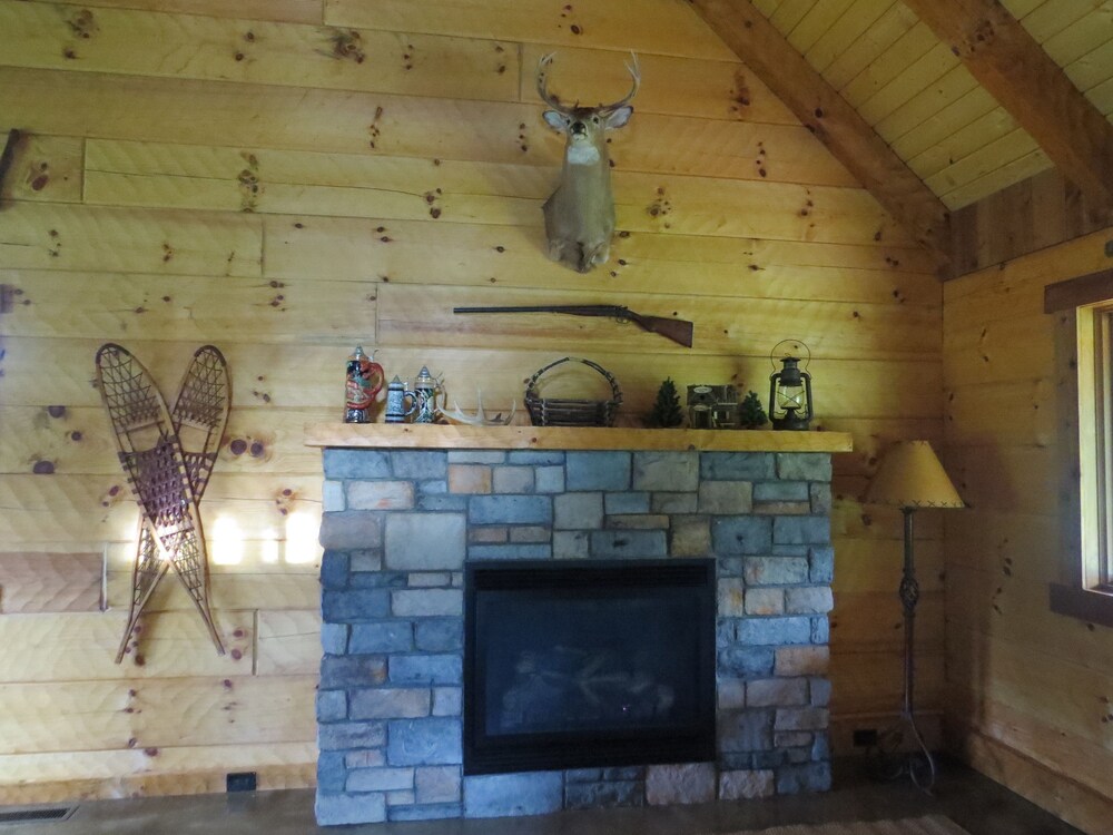 Southern Comfort Lakeside Cabin Resort - photo 37