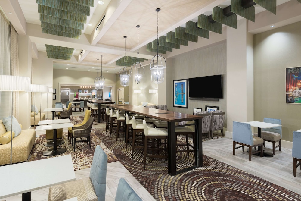 Hampton Inn & Suites Tampa Airport Avion Park Westshore - photo 4