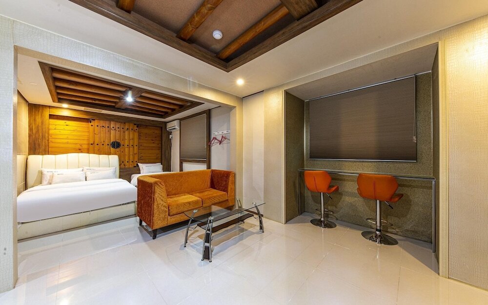 Seocheon Sogok Stay in Gunsan, South Korea