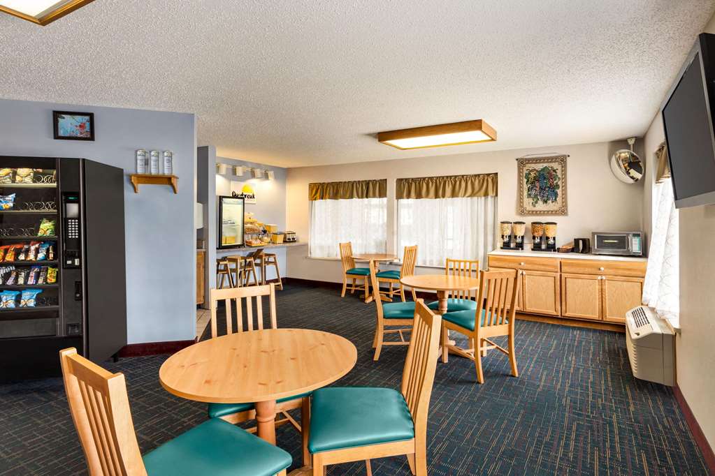 Days Inn by Wyndham Hurley - photo 40