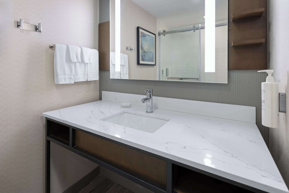 Hilton Garden Inn Winston Salem Hanes Mall - photo 34