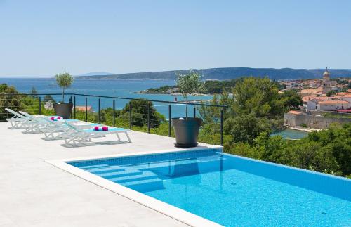 Unique Apartment with private pool — 4-Star Luxury Hotel in Krk, Croatia