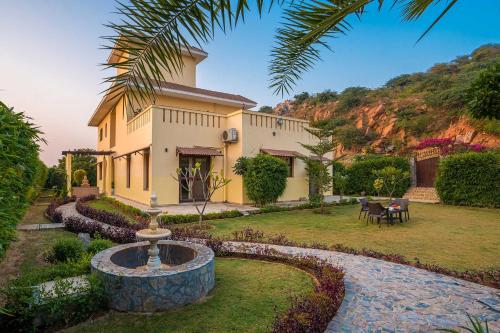 Bliss In The Woods by VEO Part of StayVista in New Delhi, India