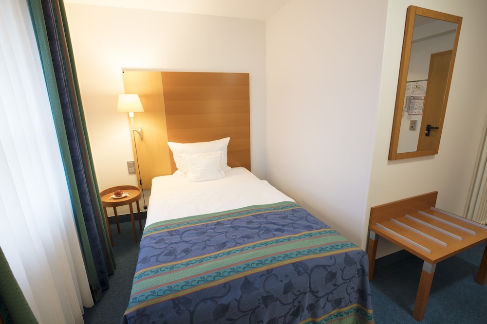 Zollamt Design Hotel — Kaiserslautern — photo 3