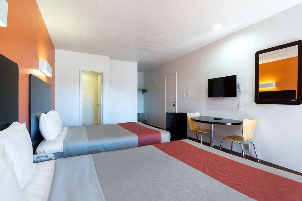 Motel 6 Santa Fe NM Downtown - photo 19
