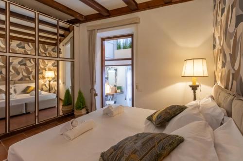 Roma Centro Storico Luxury Piazza di Spagna — 4-Star Luxury Hotel in Rome, Italy