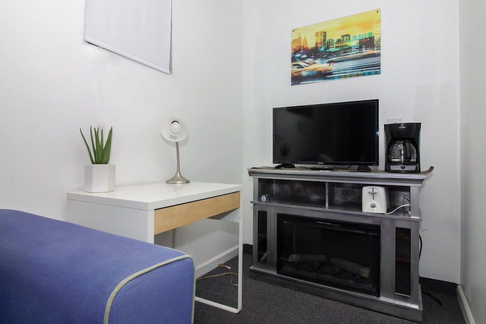 Racpanos Modern Stay on Forrest Street - photo 53