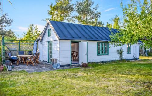 Pet Friendly Home In Beddingestrand — 4-Star Luxury Hotel in Smygehamn, Sweden