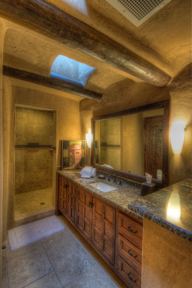 The Inn at Vanessie - photo 48
