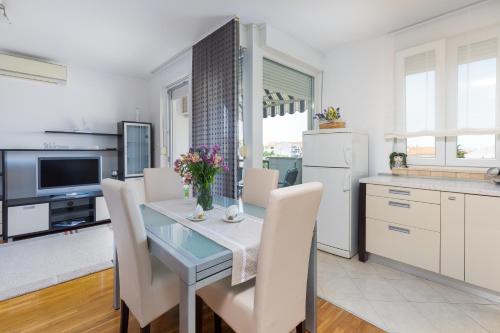 Karlita Apartment — 4-Star Luxury Hotel in Solin, Croatia