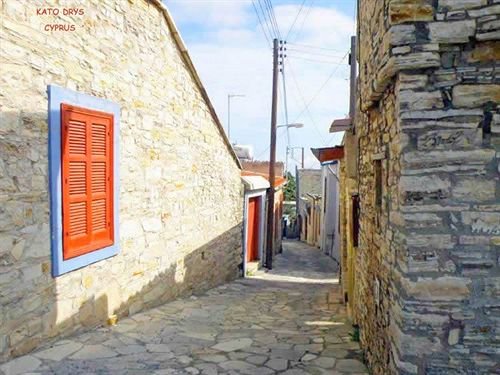 Gabriel Traditional House