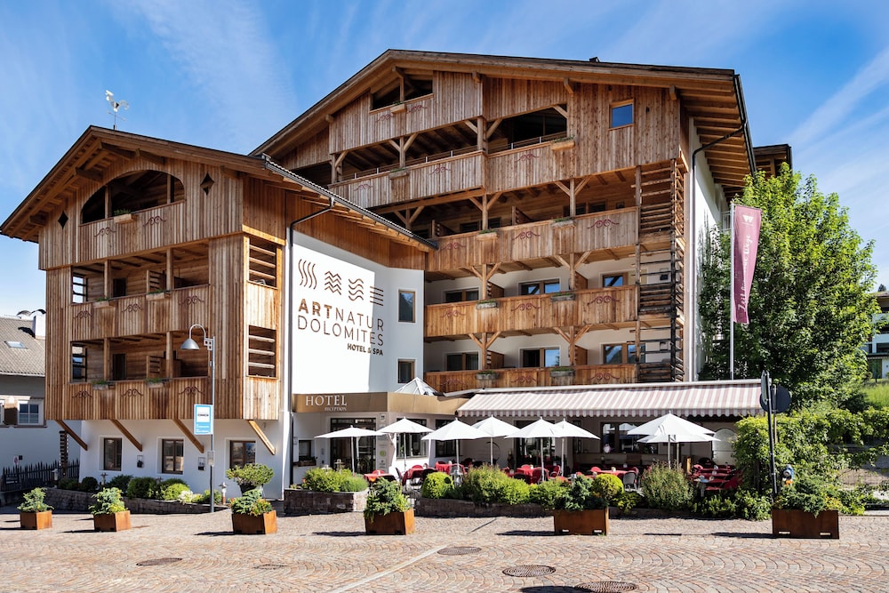Artnatur Dolomites — 4-Star Luxury Hotel in Castelrotto, Italy
