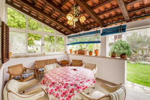 Komplett umzäuntes Ferienhaus mit Klima WLAN in Marcana, Croatia