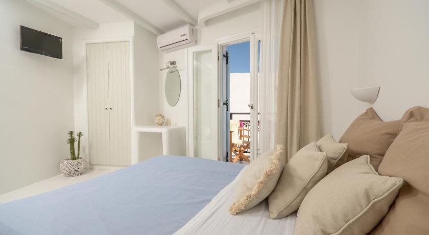 Helen Studios — 4-Star Luxury Hotel in Naxos, Greece