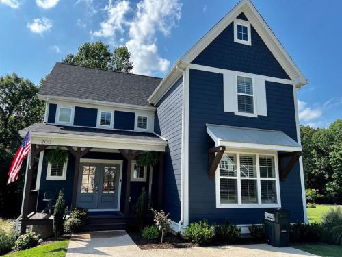 Beautiful cottage next to Tims Ford Lake — 4-Star Luxury Hotel in Tullahoma, United States