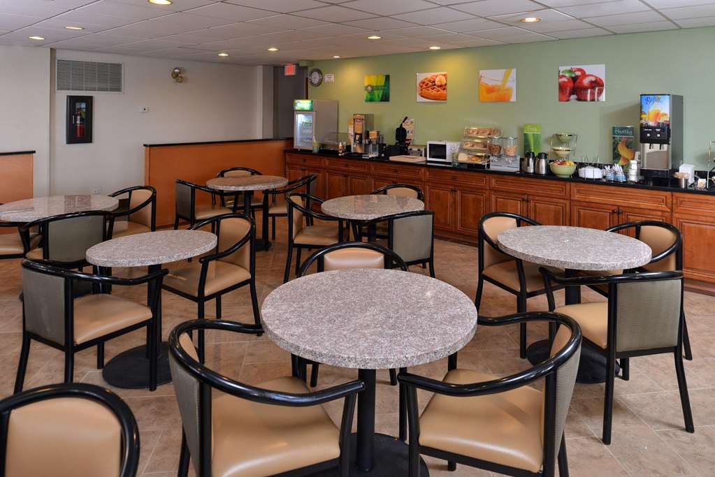 Quality Inn & Suites Matteson near I 57 - photo 30