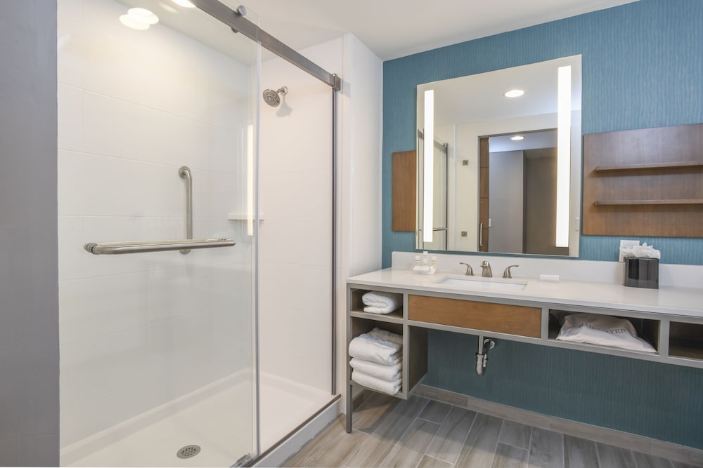 Hilton Garden Inn Cincinnati Midtown - photo 29