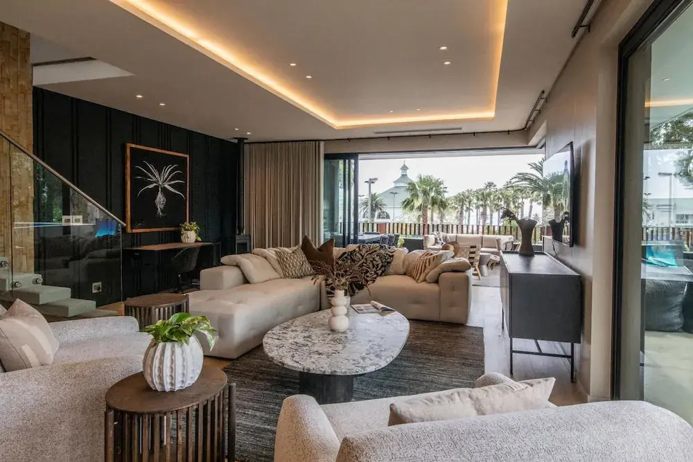 Stunning Camps Bay Holiday Oasis Solange Residence