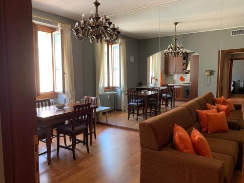 Casa in centro — 4-Star Luxury Hotel in Crema, Italy