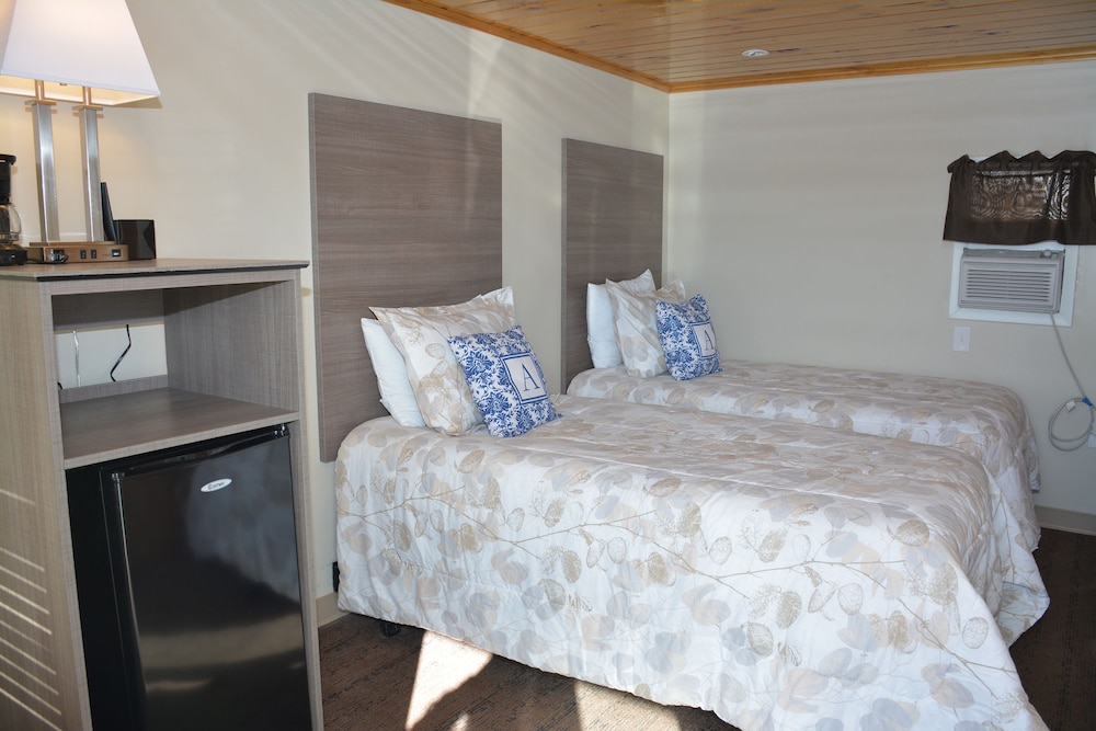 Alouette Beach Resort - photo 8