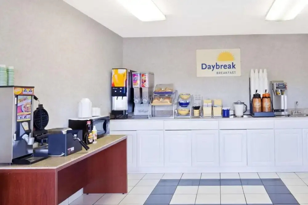 Days Inn by Wyndham Downtown Nashville West Trinity Lane - photo 16