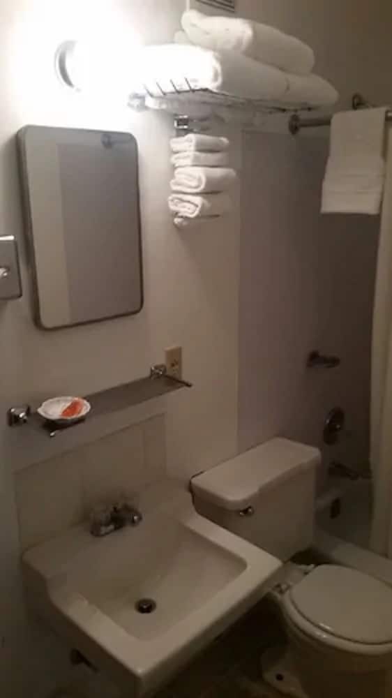 Marina Motel - photo 36