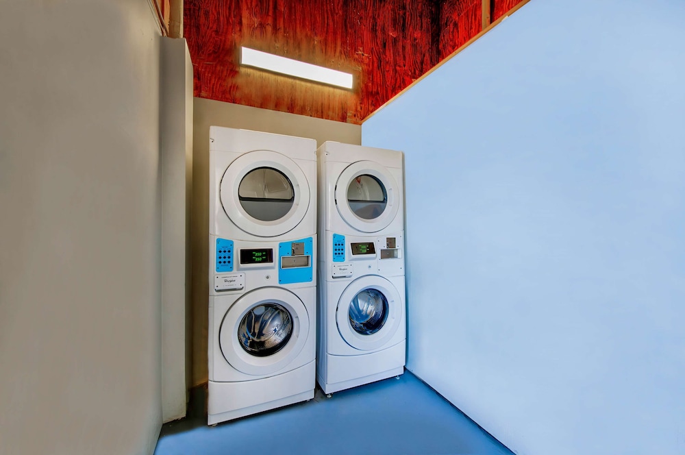Studio 6 Birmingham AL Medical Center - photo 20