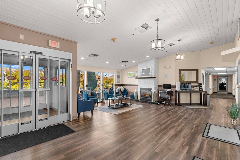 Clarion Pointe Wenatchee WA - photo 29