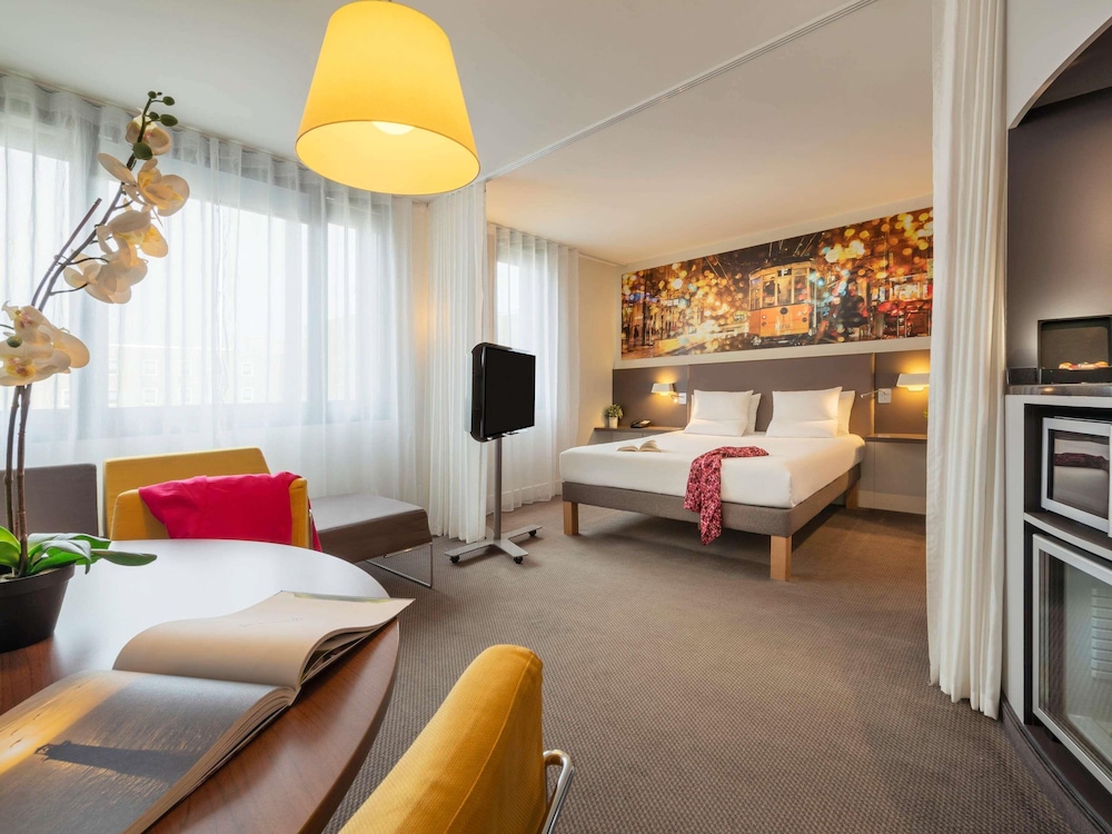 Novotel Suites Paris CDG Airport Villepinte — hotel in Roissy En France