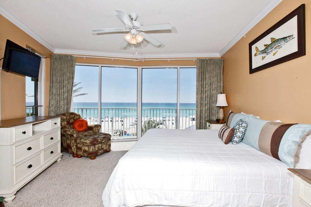 Boardwalk Beach Resort by Panhandle Getaways - photo 13