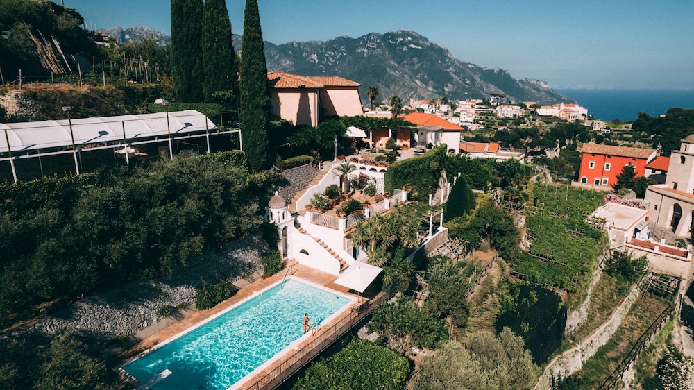 Villa la Campanella in Ravello — 4-Star Luxury Hotel in Scala, Italy