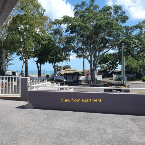 Villa Venezia Apt 3 Spacious Hervey Bay esplanade apartment — 4-Star Luxury Hotel in Hervey Bay, Australia