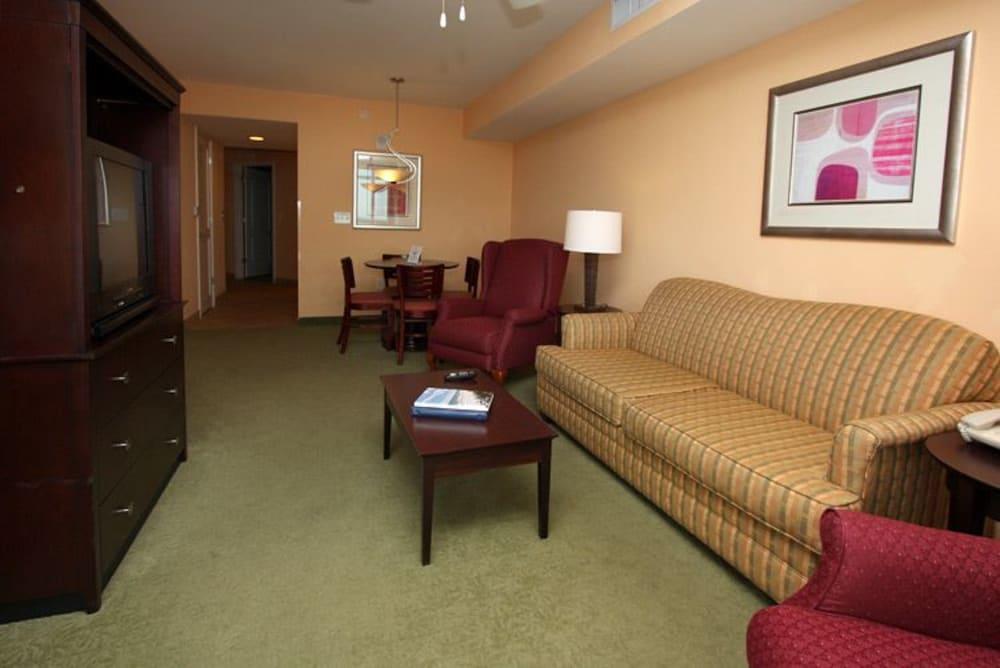 Prince Resort by Elliott Beach Rentals - photo 7