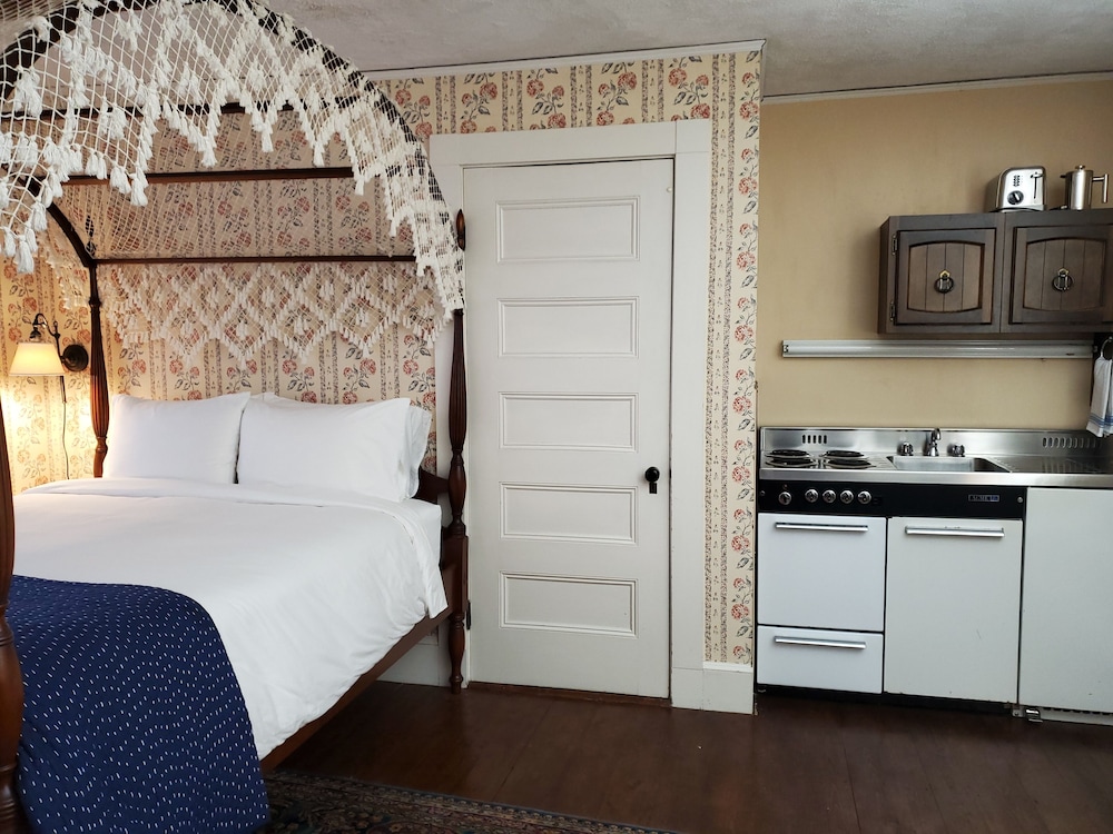 Harbourside Inn - photo 55