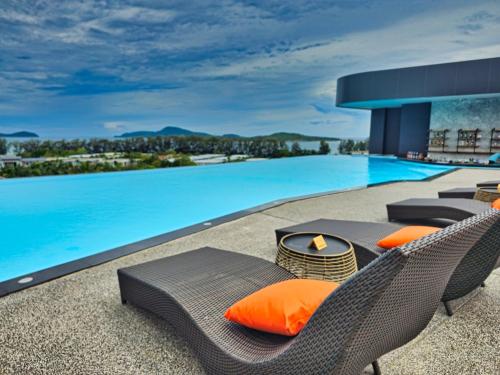 Duplex Luxury Apartments in 5 Star Hotel — 4-Star Luxury Hotel in Rawai, Thailand