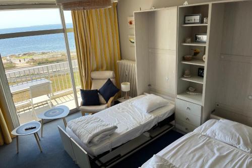 View of the islands 2nd floor near thalasso — 4-Star Luxury Hotel in Quiberon, France