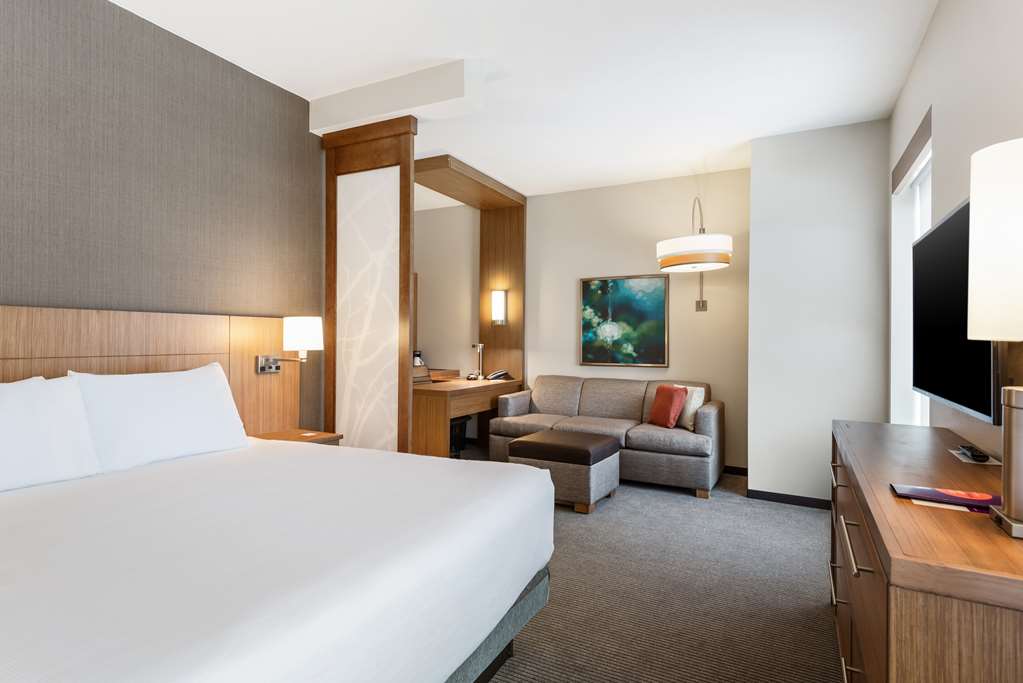 Hyatt Place Tampa Wesley Chapel - photo 21