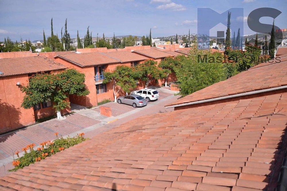 Centrico con Seguridad y Alberca in Queretaro, Mexico