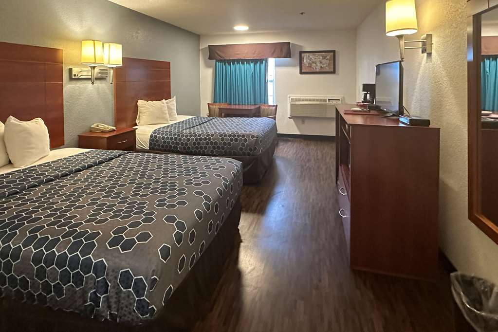 Econo Lodge Tucumcari Route 66 - photo 17