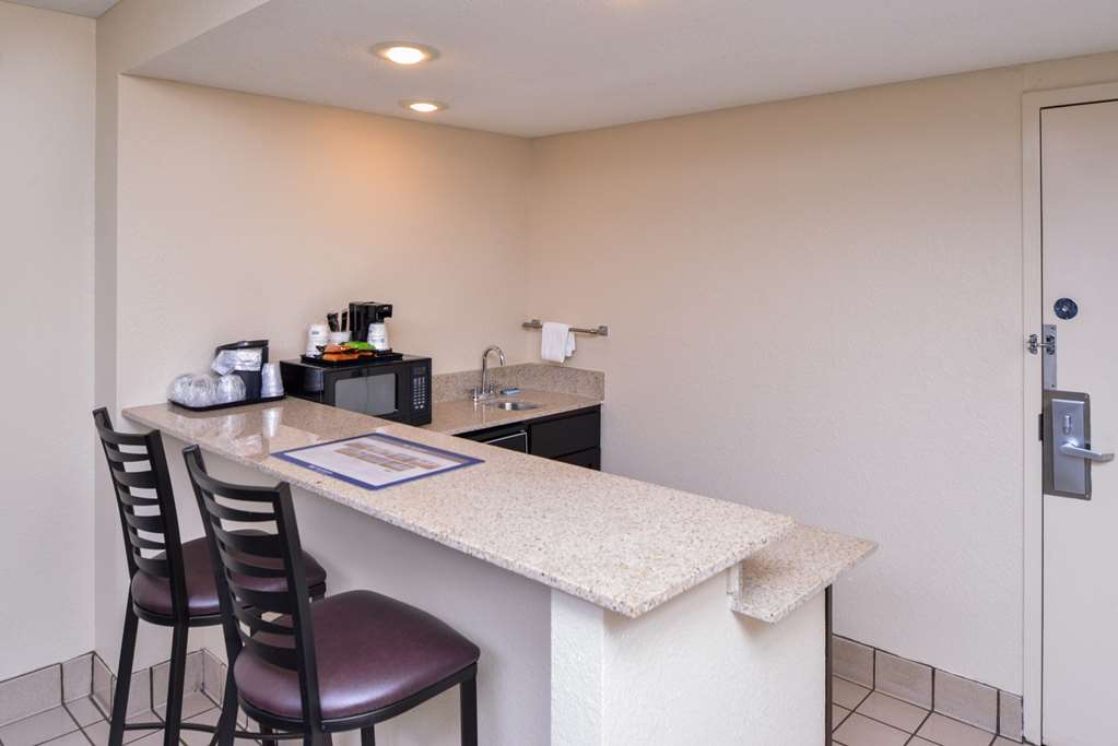 Best Western Kelly Inn - photo 12