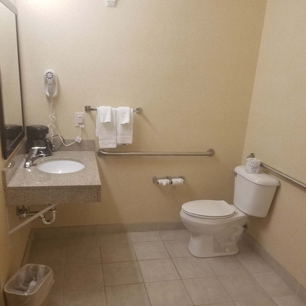 Cobblestone Suites Ripon - photo 27