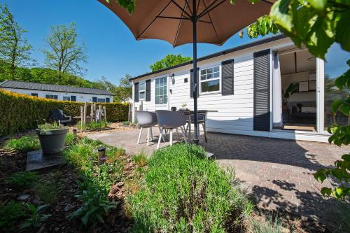 27 Beekse Bergen Efteling Woods Private Parking — carbon neutral stay, Oisterwijk