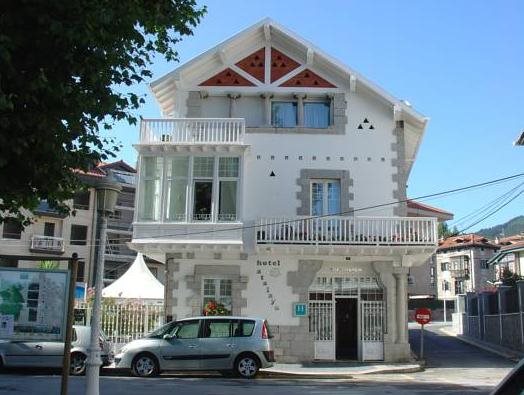 Hotel Atalaya Free Parking Gratuito — hotel in Mundaka