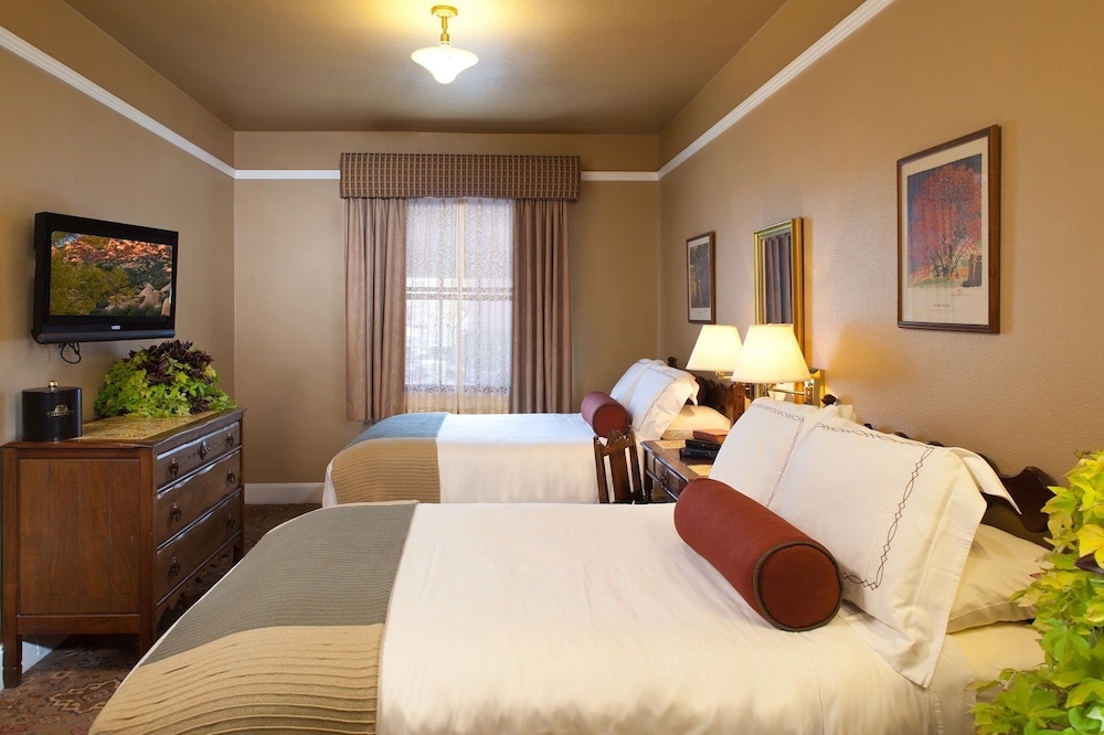 Hassayampa Inn - photo 6