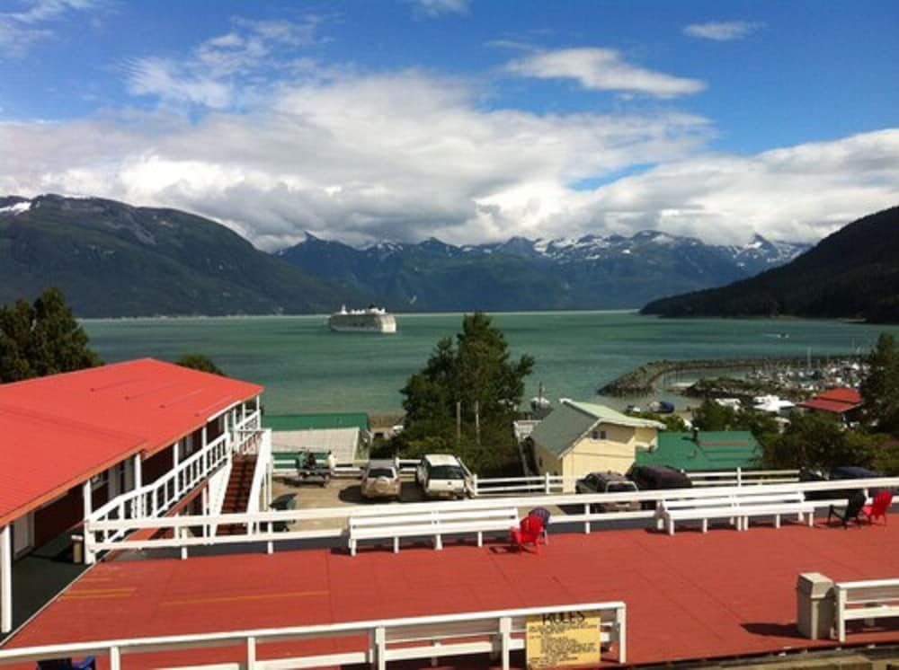 Captain's Choice Motel - photo 37